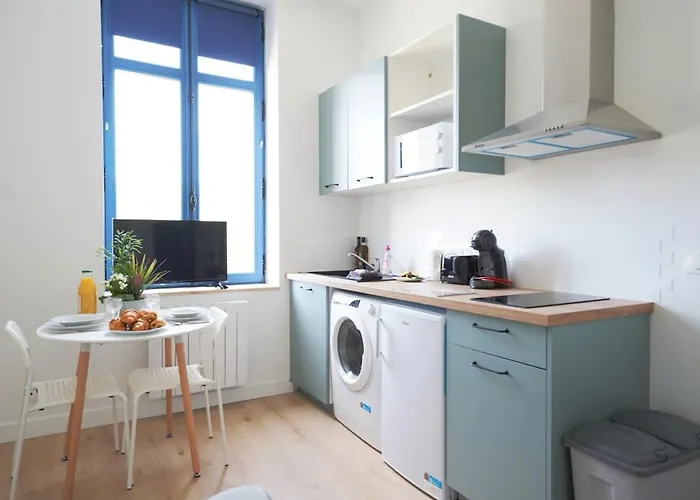 Apartment Centre - Jet D'eau - T2 L'aubraie