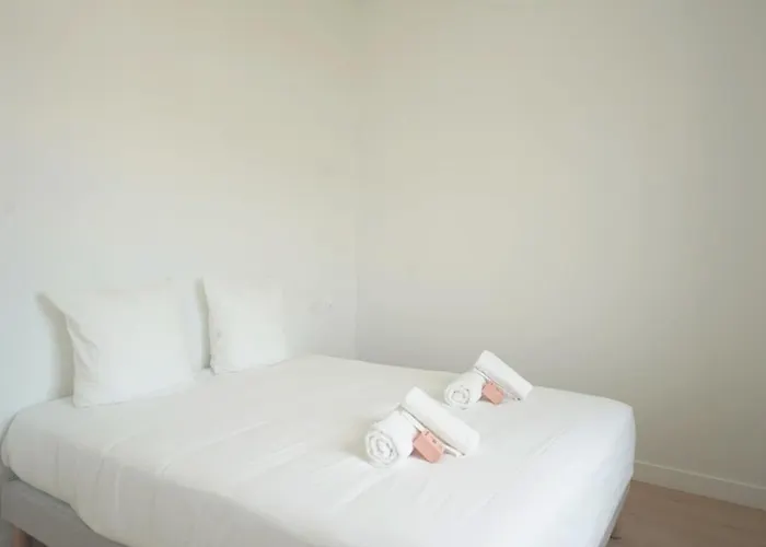 Apartment Centre - Jet D'eau - T2 L'aubraie *